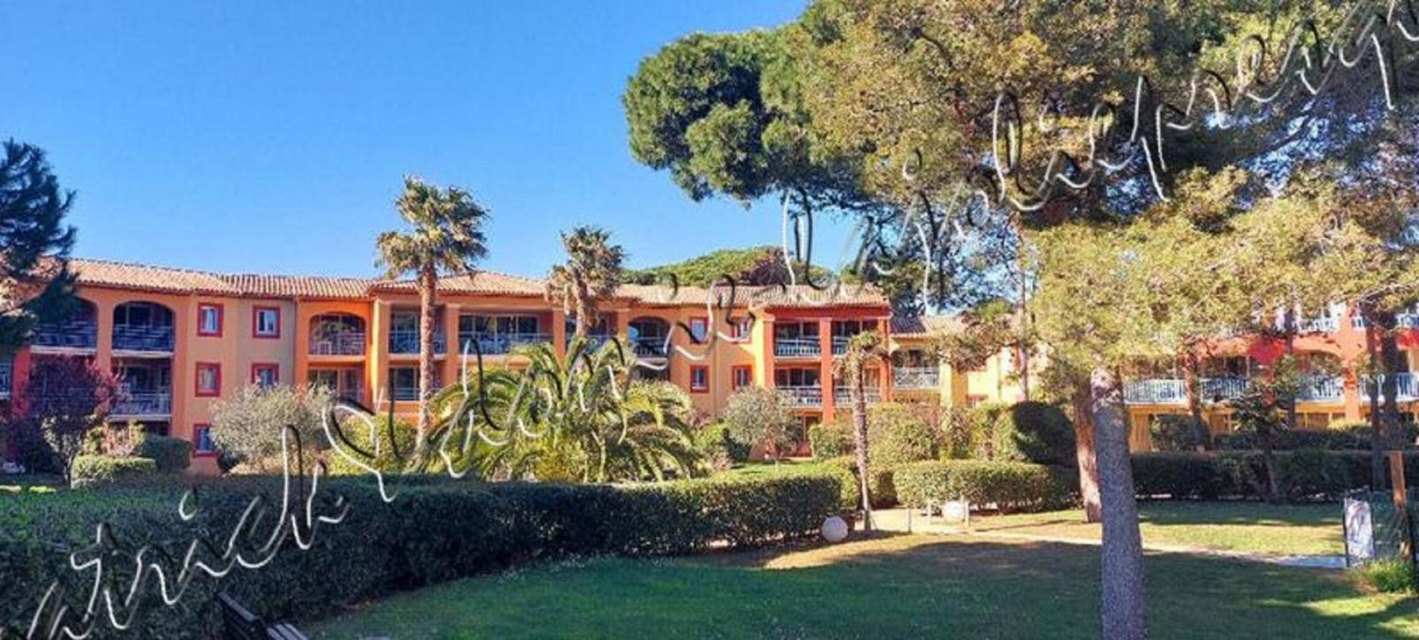 Magnifique Parc De La Presqu'Ile Avec Piscine Et Plage Face A Porquerolles ! Hyeres Bagian luar foto