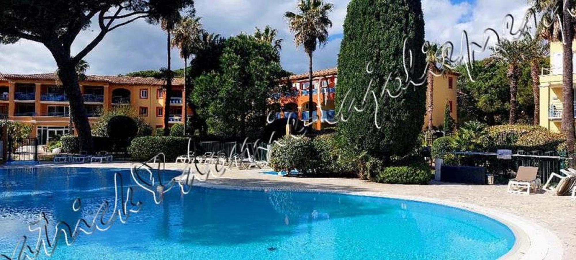 Magnifique Parc De La Presqu'Ile Avec Piscine Et Plage Face A Porquerolles ! Hyeres Bagian luar foto